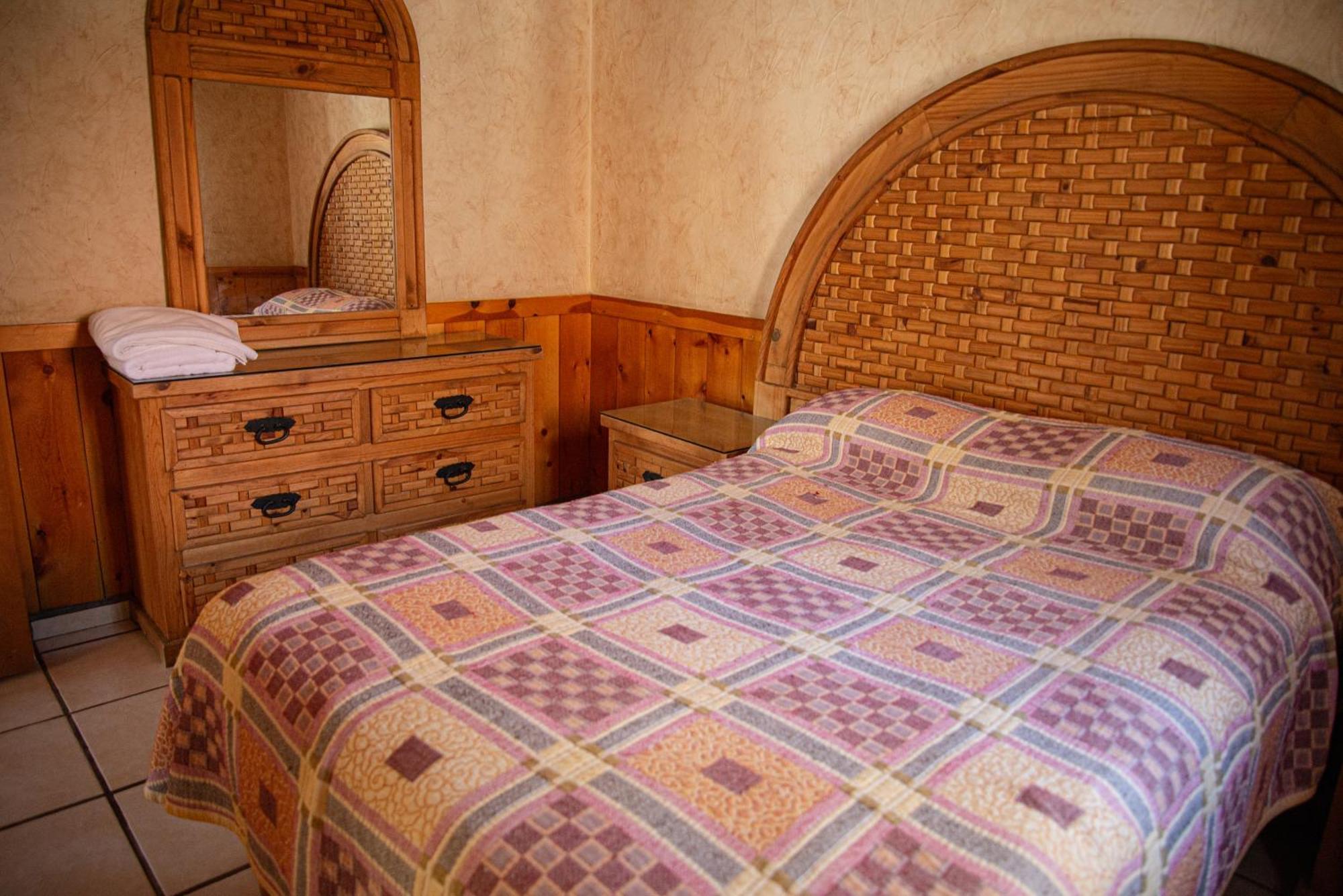 Hotel Pueblo Viejo Паррас-де-ла-Фуэнте Экстерьер фото