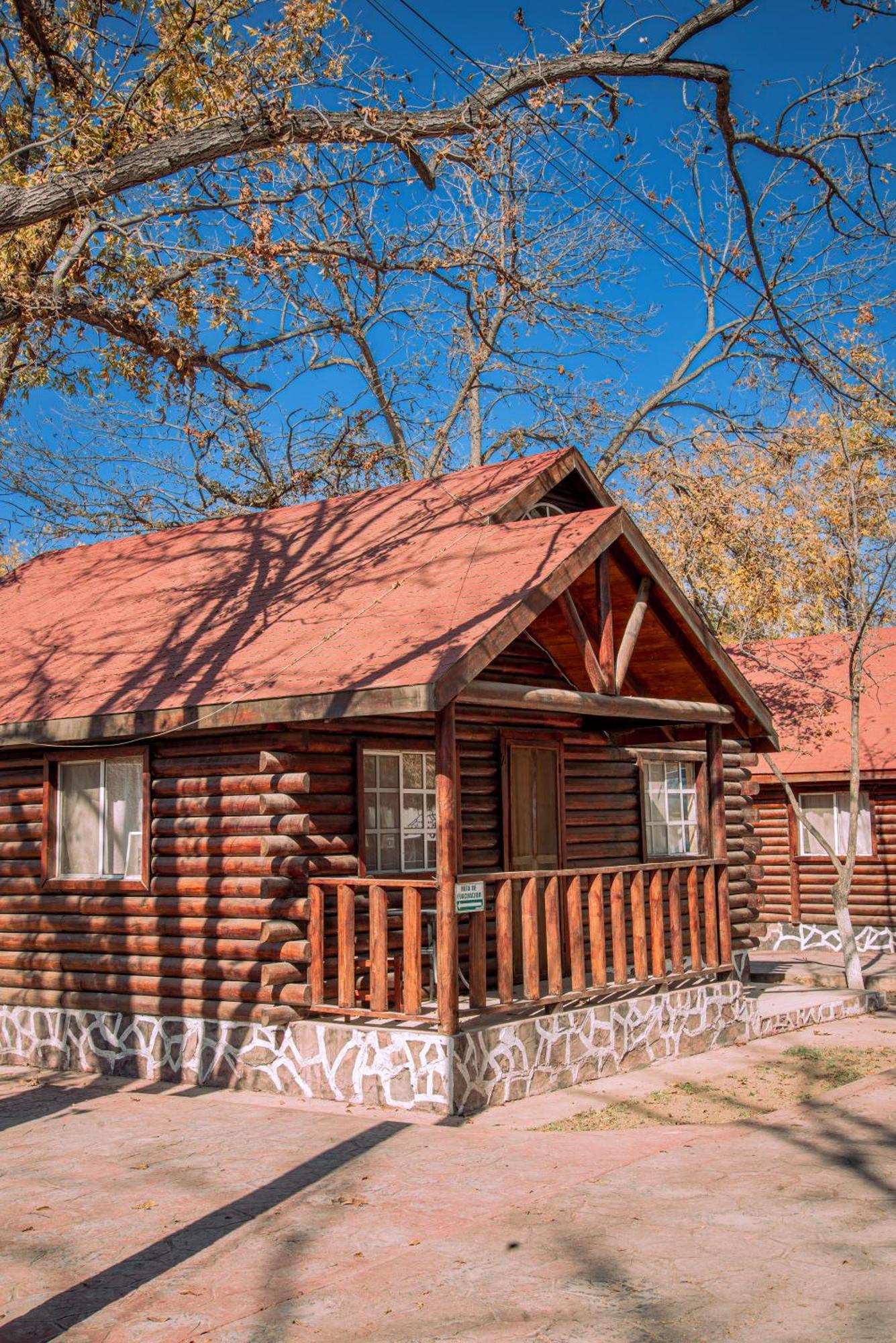 Hotel Pueblo Viejo Паррас-де-ла-Фуэнте Экстерьер фото